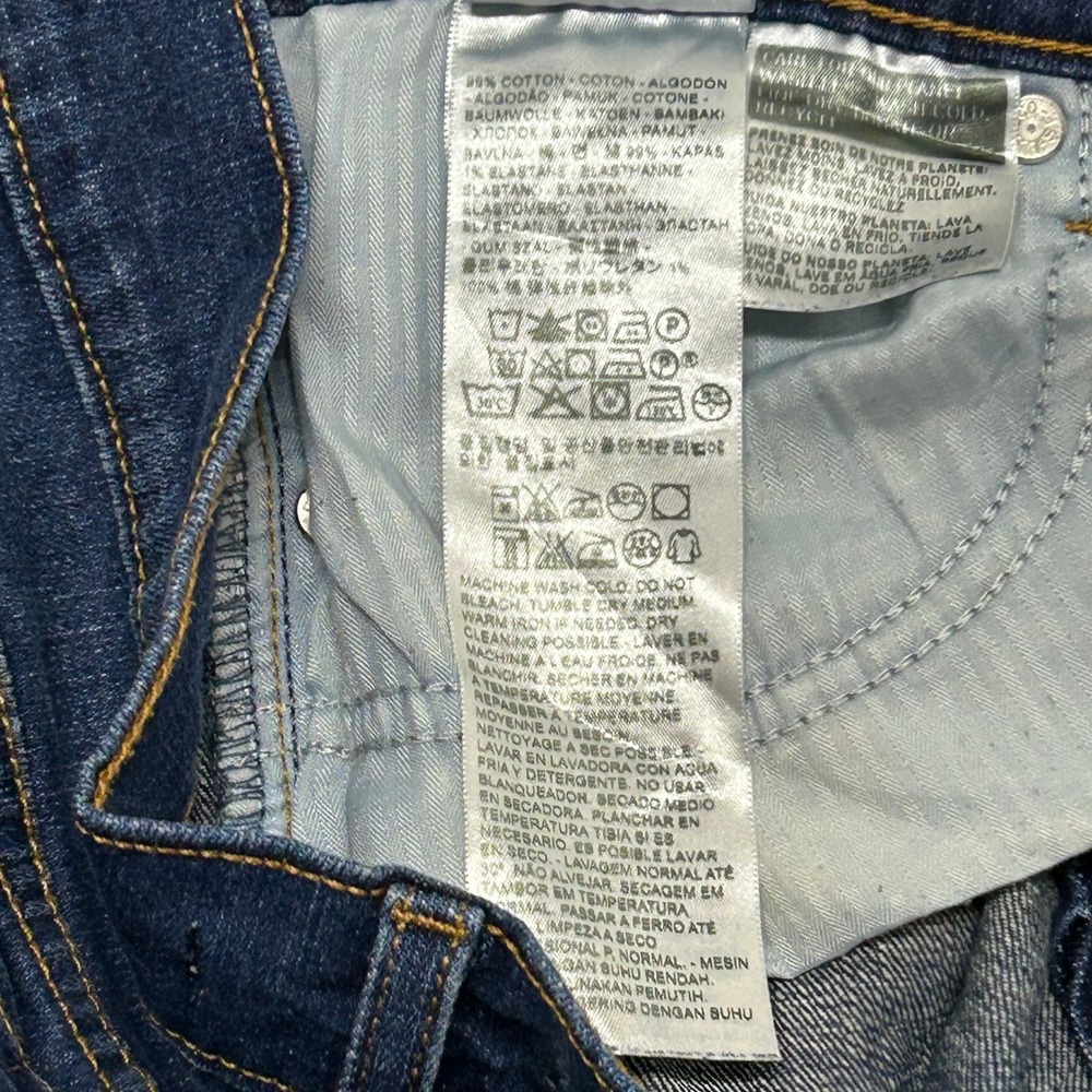 Levi's Jeans Womens Size 28 415 Relaxed Bootcut Dark Wash Blue Stretch Denim - Picture 6 of 8